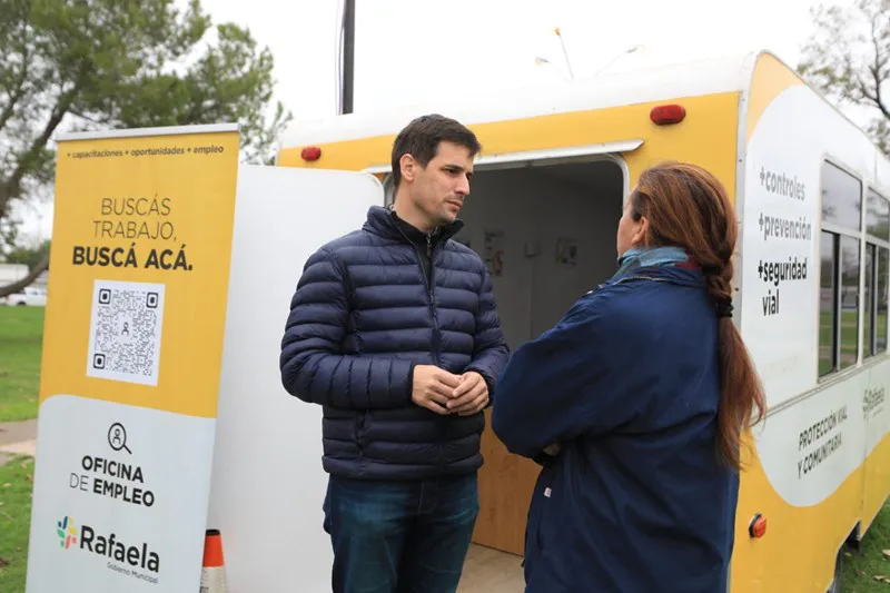 LA MUNI EN TU BARRIO CON LEO